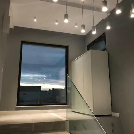 Brand New Luxurios Loft By The Sea