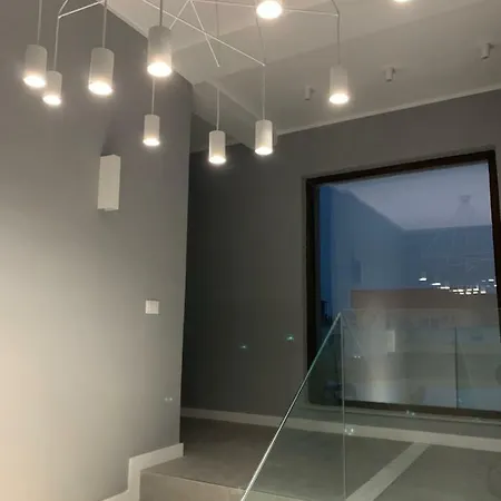 בית נופש Brand New Luxurios Loft By The Sea *